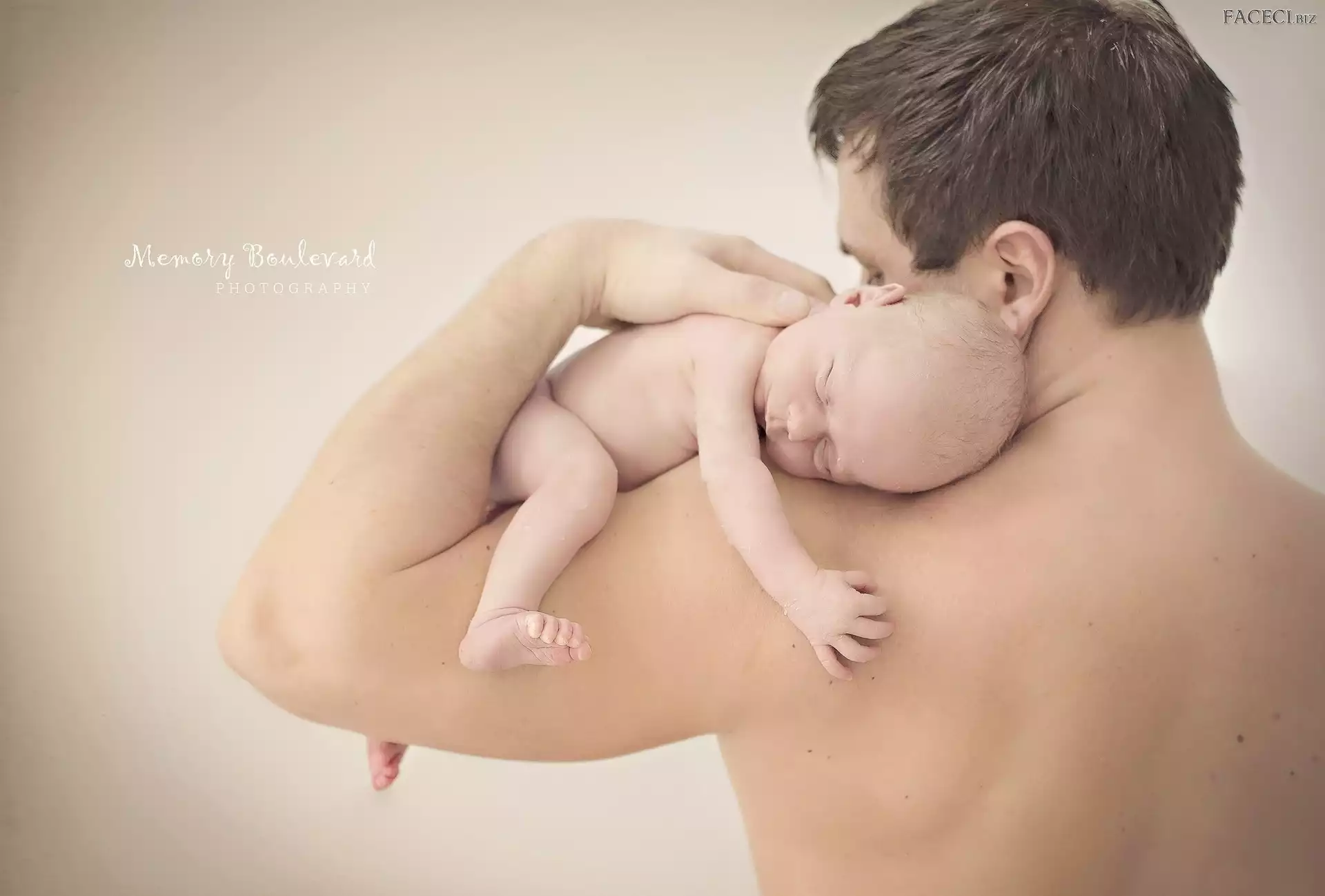 Niemowle, Mężczyzna, Ręka